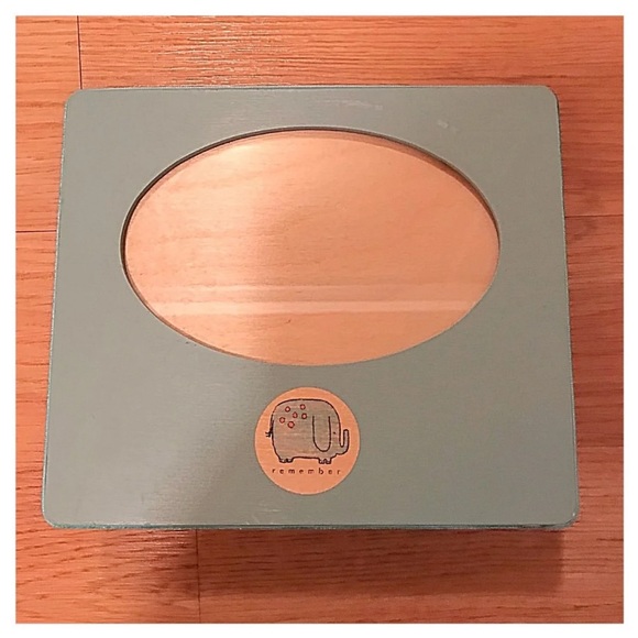 {Tree By Kerri Lee} Picture Frame - Picture 1 of 2